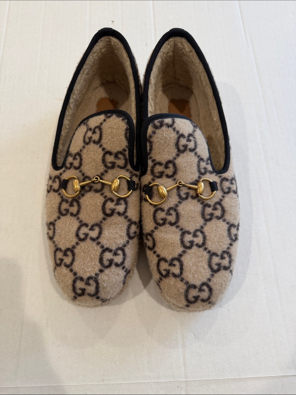 Gucci fría interlocking GG Horsebit loafer Beige Sz 10 men wool fur